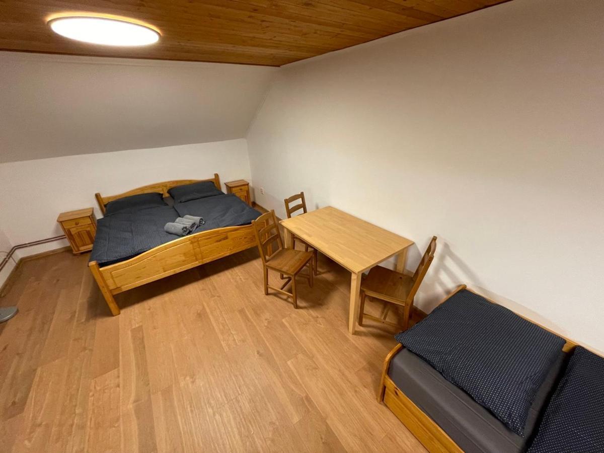 Klasa - Slezska Harta Appartement Leskovec Nad Moravici