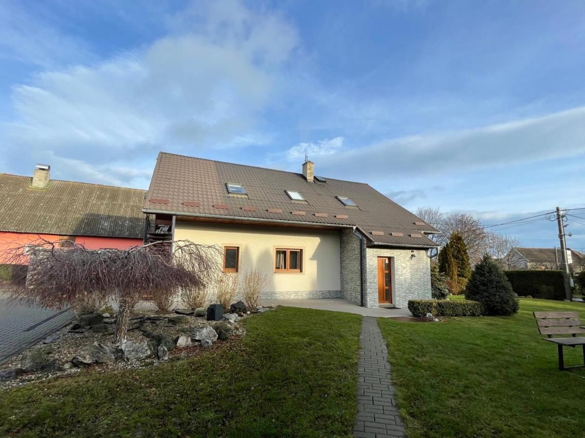Klasa - Slezska Harta Appartement Leskovec Nad Moravici